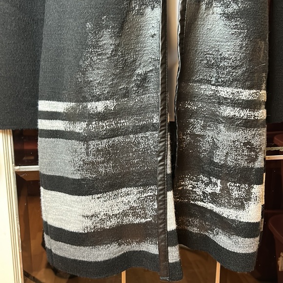 Lauren Vidal long cardigan - Picture 3 of 10